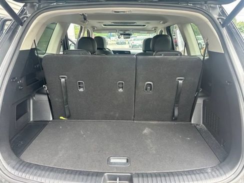Used 2025 Kia Telluride S AWD/4WD image 17