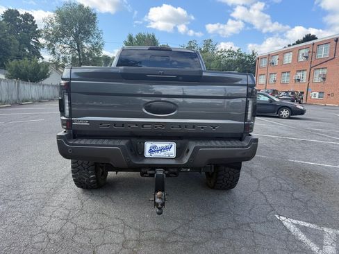 Used 2019 Ford F250 Lariat AWD/4WD image 4