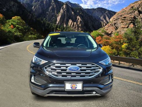 Used 2022 Ford Edge Titanium AWD/4WD image 6