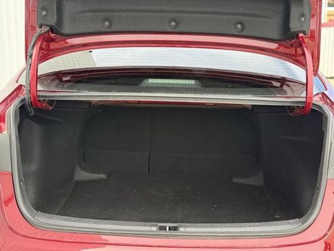 Used 2023 Toyota Corolla LE FWD image 28