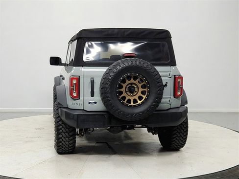 Used 2022 Ford Bronco Wildtrak image 6