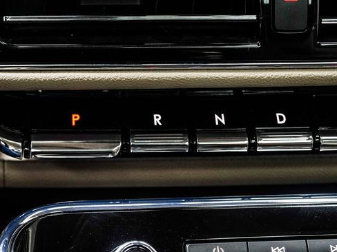 Used 2024 Lincoln Navigator Reserve w/ Monochromatic Package image 20