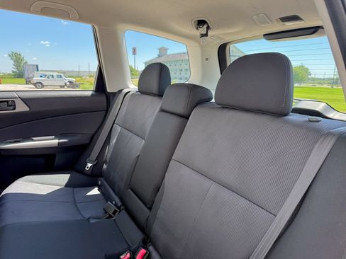 Used 2010 Subaru Forester 2.5X AWD/4WD image 12