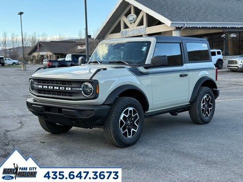 Used 2025 Ford Bronco 2-Door AWD/4WD image 1
