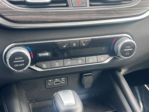 Used 2019 Nissan Altima 2.5 Platinum image 14