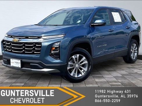 Used 2025 Chevrolet Equinox LT FWD image 1