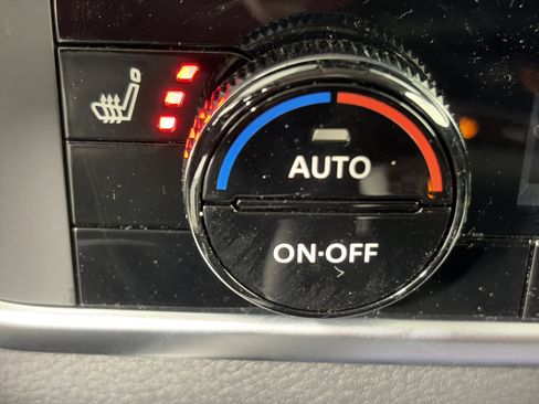 Used 2025 Nissan Rogue SV w/ Rock Creek Premium Package image 21