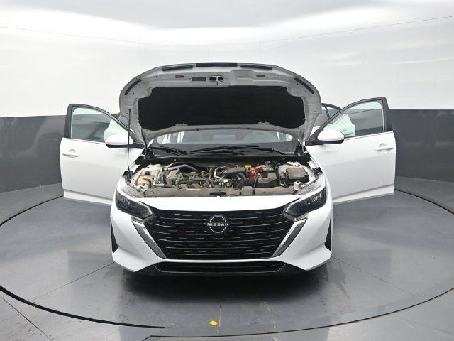 Used 2024 Nissan Sentra SV FWD image 43