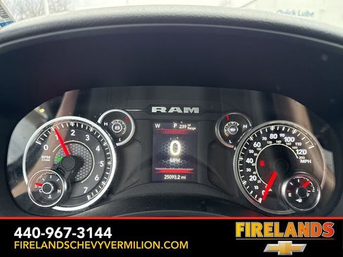 Used 2024 RAM 2500 Big Horn w/ Bed Utility Group image 9