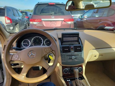 Used 2008 Mercedes-Benz C 300 Luxury image 6