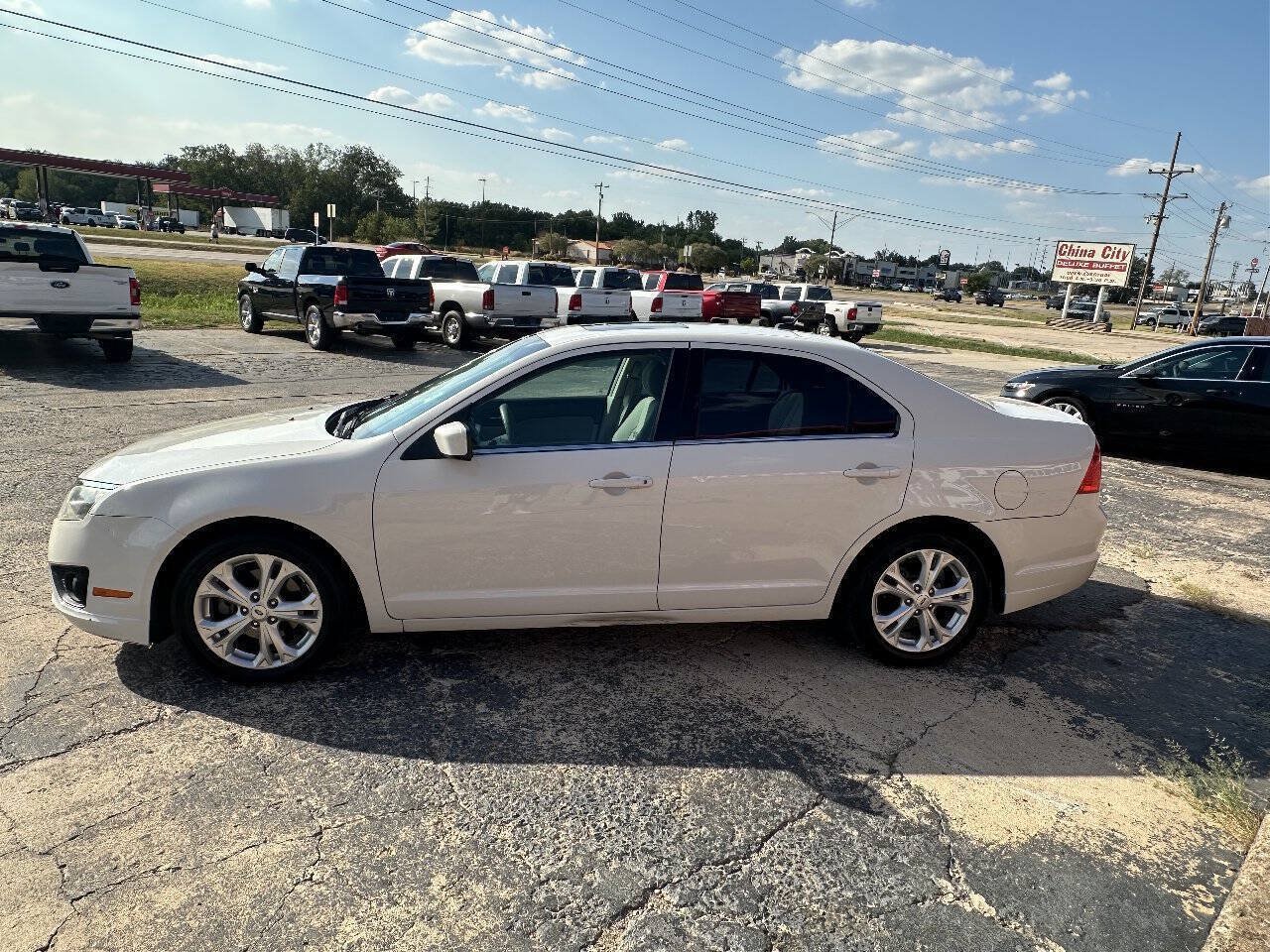 Used 2012 Ford Fusion SE FWD image 5