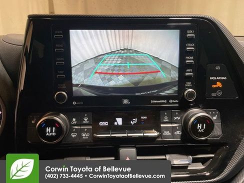 Used 2021 Toyota Highlander XSE image 20