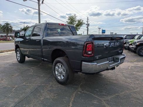 New 2026 RAM 2500 Big Horn AWD/4WD image 6