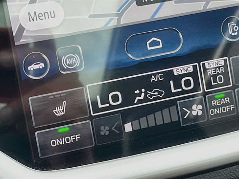 Used 2024 Subaru Ascent Limited w/ Technology Package AWD/4WD image 16