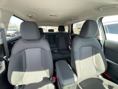 New 2026 Kia Sportage LX FWD image 27