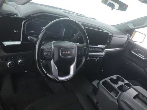 Used 2024 GMC Sierra 1500 Elevation AWD/4WD image 17