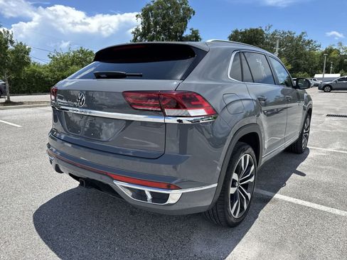 Used 2021 Volkswagen Atlas Cross Sport SEL R-Line FWD image 6