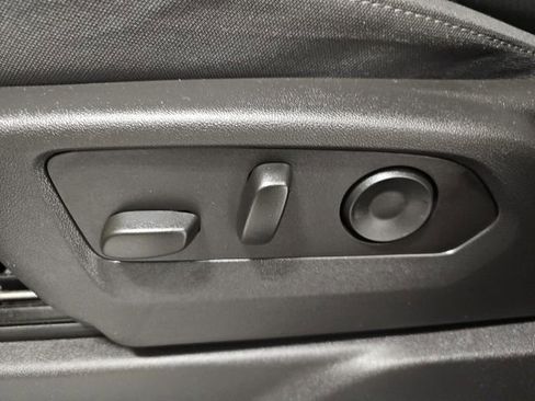 Used 2023 Chevrolet Silverado 1500 RST image 16