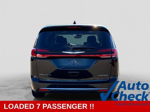 Used 2024 Chrysler Pacifica Limited FWD image 6