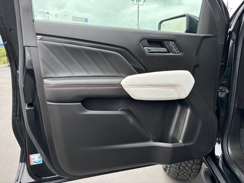 Used 2024 GMC Canyon AT4X AWD/4WD image 20