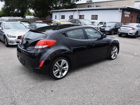 Used 2013 Hyundai Veloster Base 3dr Coupe DCT w/ Tech Pkg image 6