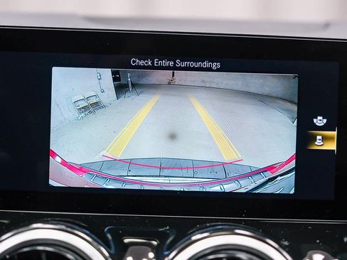 Certified 2023 Mercedes-Benz GLA 250 image 22