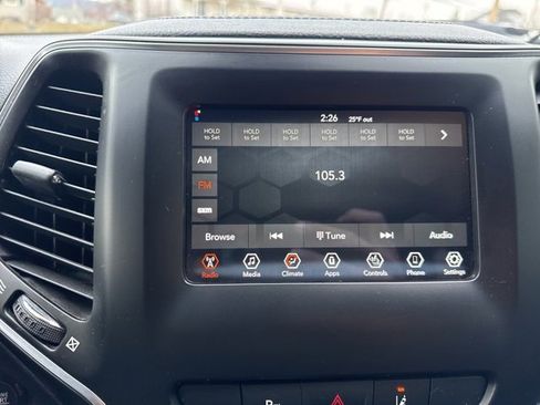 Used 2021 Jeep Cherokee Latitude Lux image 19