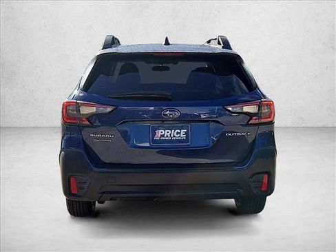 Used 2020 Subaru Outback Premium image 7