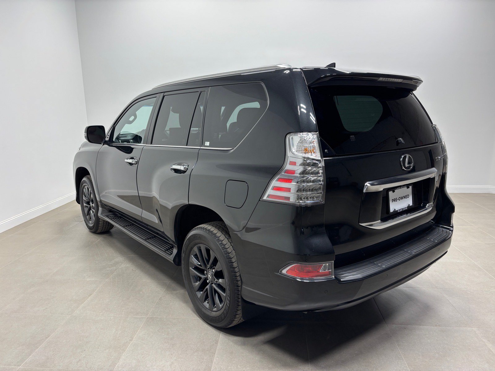 Used 2023 Lexus GX 460 Premium w/ Premium Package AWD/4WD image 10