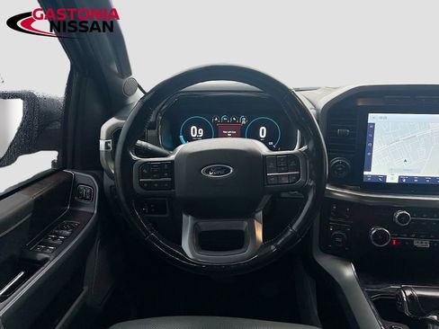 Used 2023 Ford F150 Lariat w/ Trailer Tow Package image 31