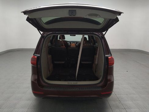 Used 2016 Kia Sedona LX w/ LX Essentials Premium Package FWD image 29