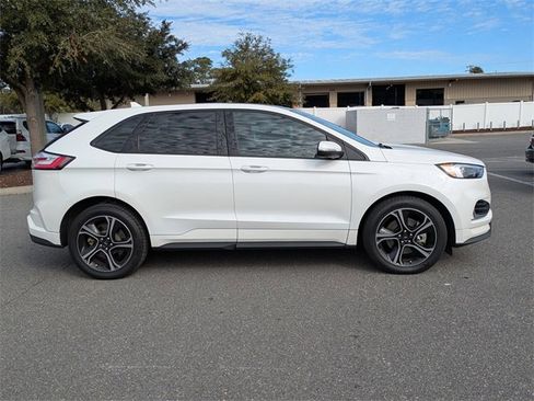 Used 2020 Ford Edge ST image 2