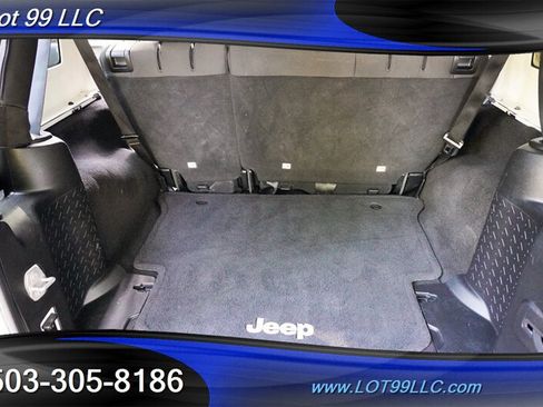 Used 2015 Jeep Wrangler Unlimited Sport w/ Quick Order Package 24S AWD/4WD image 16