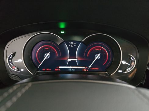 Used 2018 BMW 530e xDrive image 21