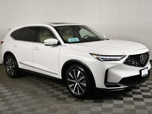 Certified 2025 Acura MDX SH-AWD w/ Technology Package image 4