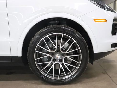 Used 2019 Porsche Cayenne S AWD/4WD image 37