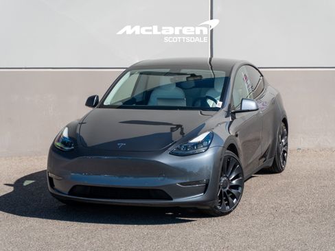 Used 2022 Tesla Model Y Performance image 1