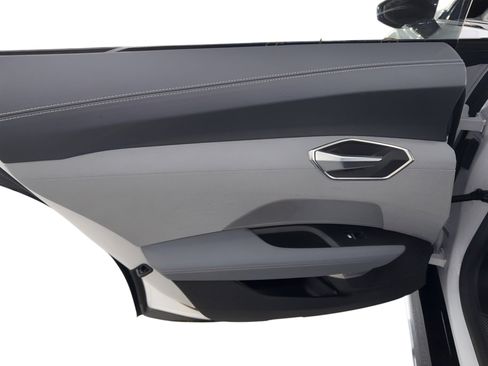 Used 2023 Audi RS e-tron GT w/ Ceramic Brake Package image 17