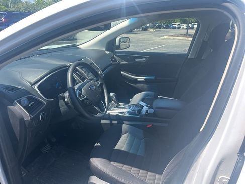 Used 2016 Ford Edge SEL AWD/4WD image 4