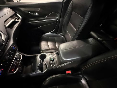 Used 2023 GMC Terrain SLT AWD/4WD image 83
