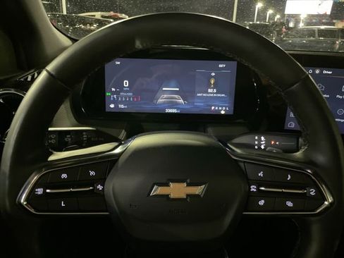 Used 2025 Chevrolet Equinox LT w/ Convenience Package II image 22