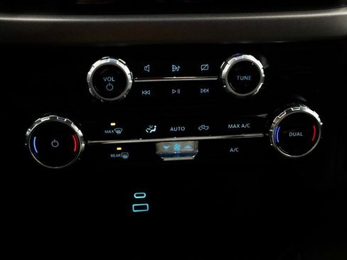 Certified 2024 Ford F150 XLT w/ FX4 Off-Road Package image 30