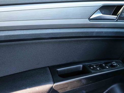 Used 2018 Volkswagen Atlas S image 15