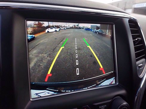 Used 2018 Jeep Grand Cherokee Trailhawk image 18