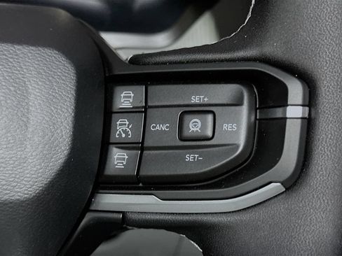 New 2026 Jeep Cherokee Limited AWD/4WD image 32