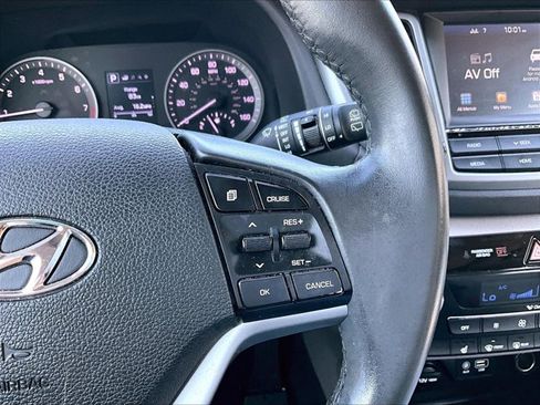 Used 2018 Hyundai Tucson Value FWD image 19