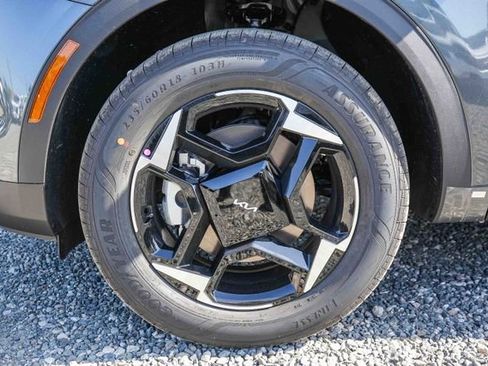 New 2026 Kia Sportage EX AWD/4WD image 12