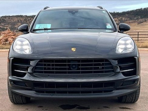 Used 2021 Porsche Macan S image 2