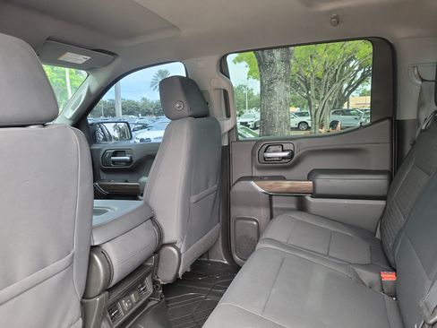 Used 2020 Chevrolet Silverado 1500 RST w/ RST Value Package RWD image 11