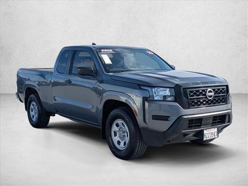 Used 2023 Nissan Frontier S RWD image 3